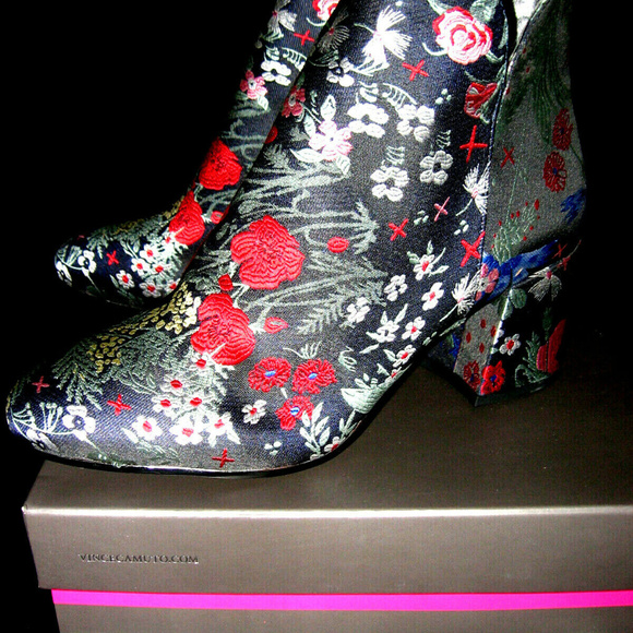 Sexy Festival Rock Star Vince Camuto NEW Wonderland Boots Kassie2 - Picture 2 of 6